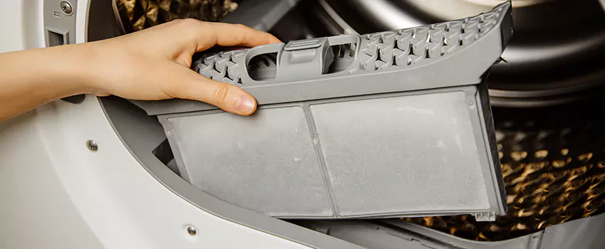 Signs Of A Clogged Dryer Lint Trap in Canton, Ohio